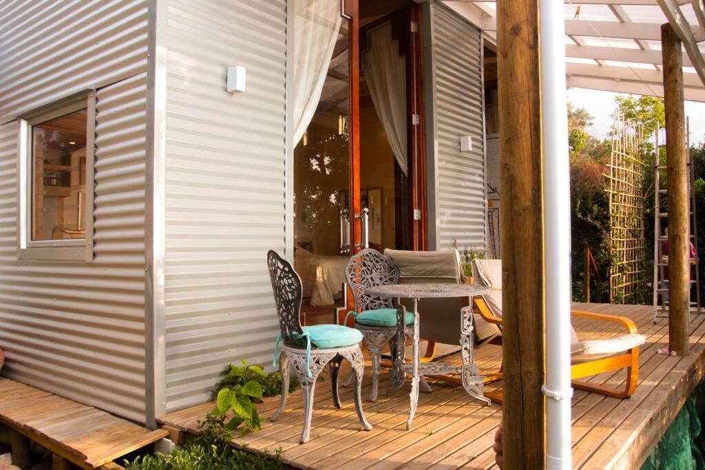 Quirky Eco-Friendly Artist Studio Cape Town Exterior photo